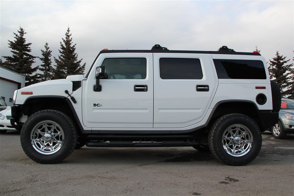 2006 H2 Hummer Luxury Package \ Custom 20in Jesse James Wheels