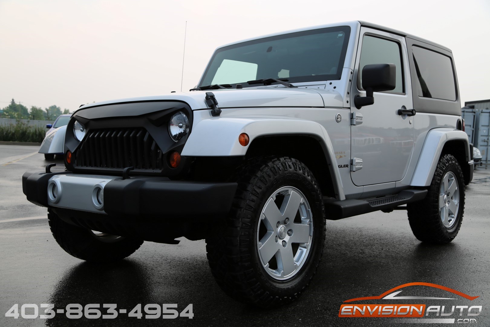 2011 Jeep Wrangler Sahara 2 Door \ 6 Speed Manual \ Only 85,000 KMS! -  Envision Auto